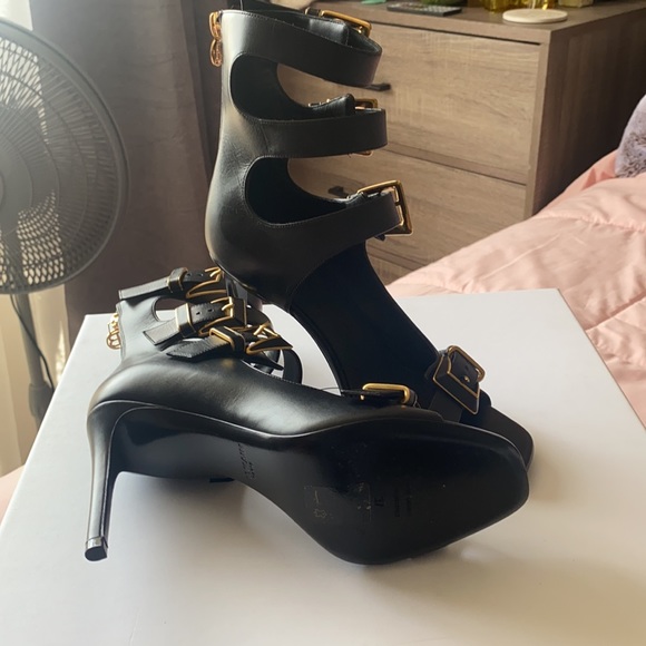 Balmain Paris. Black buckle heels. EU 37 - Picture 4 of 5